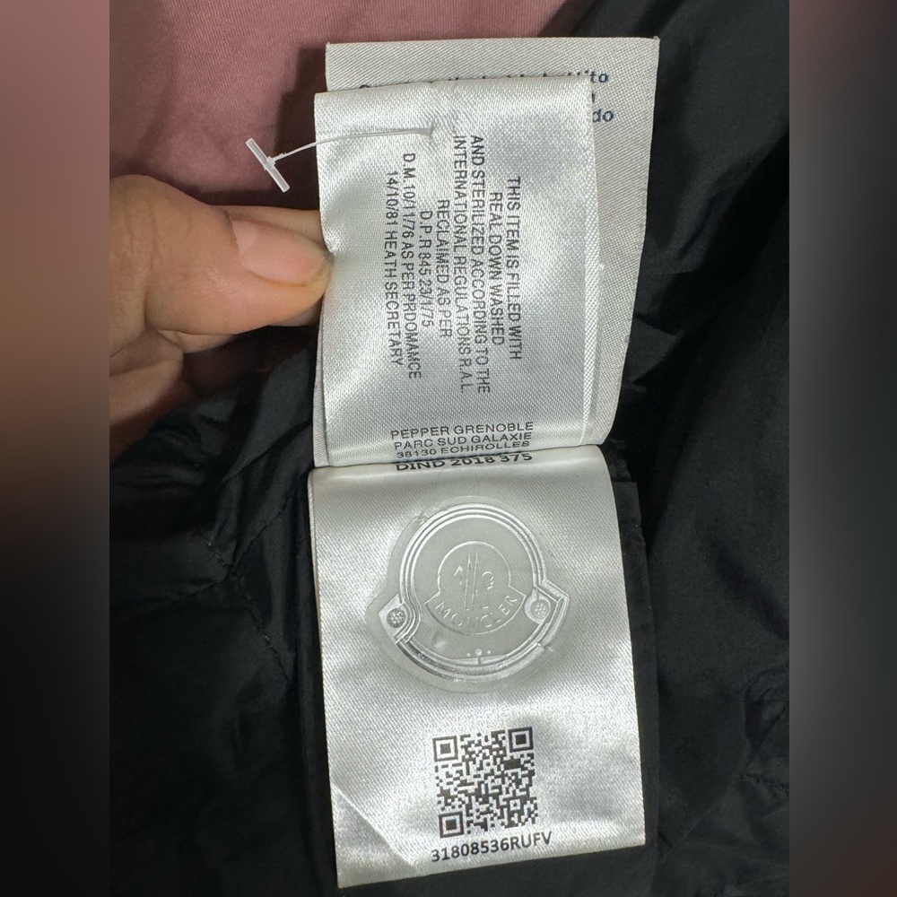 Moncler puffer woman - Picture 12 of 12
